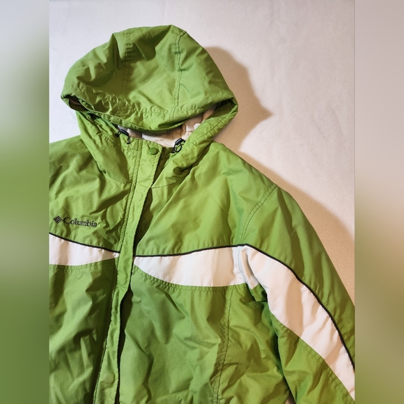 Columbia Jackets & Blazers - Columbia Women's Jacket XL Spring Green Waterproof Hood All The Pockets‎